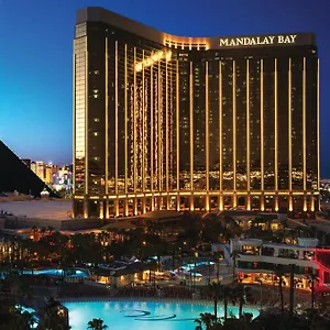 **** Resort Mandalay Bay ABD